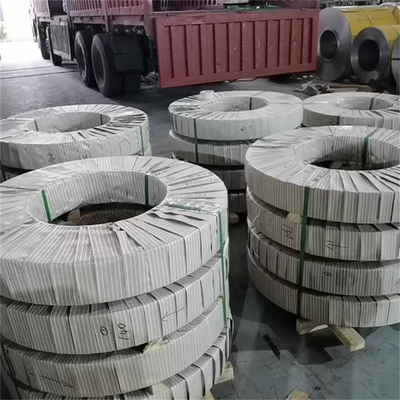 La bande laminée à chaud AiSi de l'acier inoxydable 303 a forgé la surface douce
